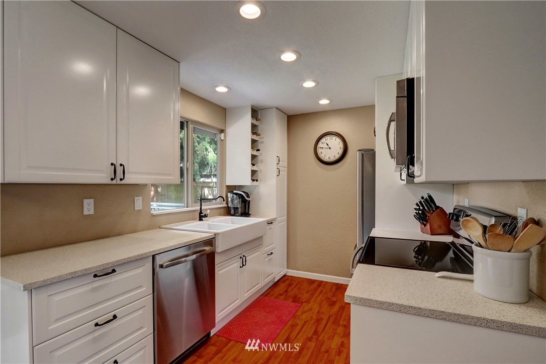 2724 175th Street Southeast Bothell, WA 98012 - Photo 9 of 18