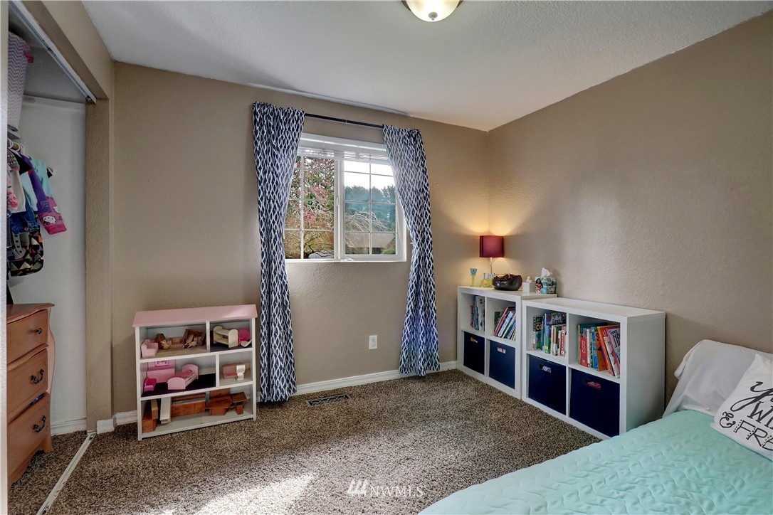 2724 175th Street Southeast Bothell, WA 98012 - Photo 10 of 18