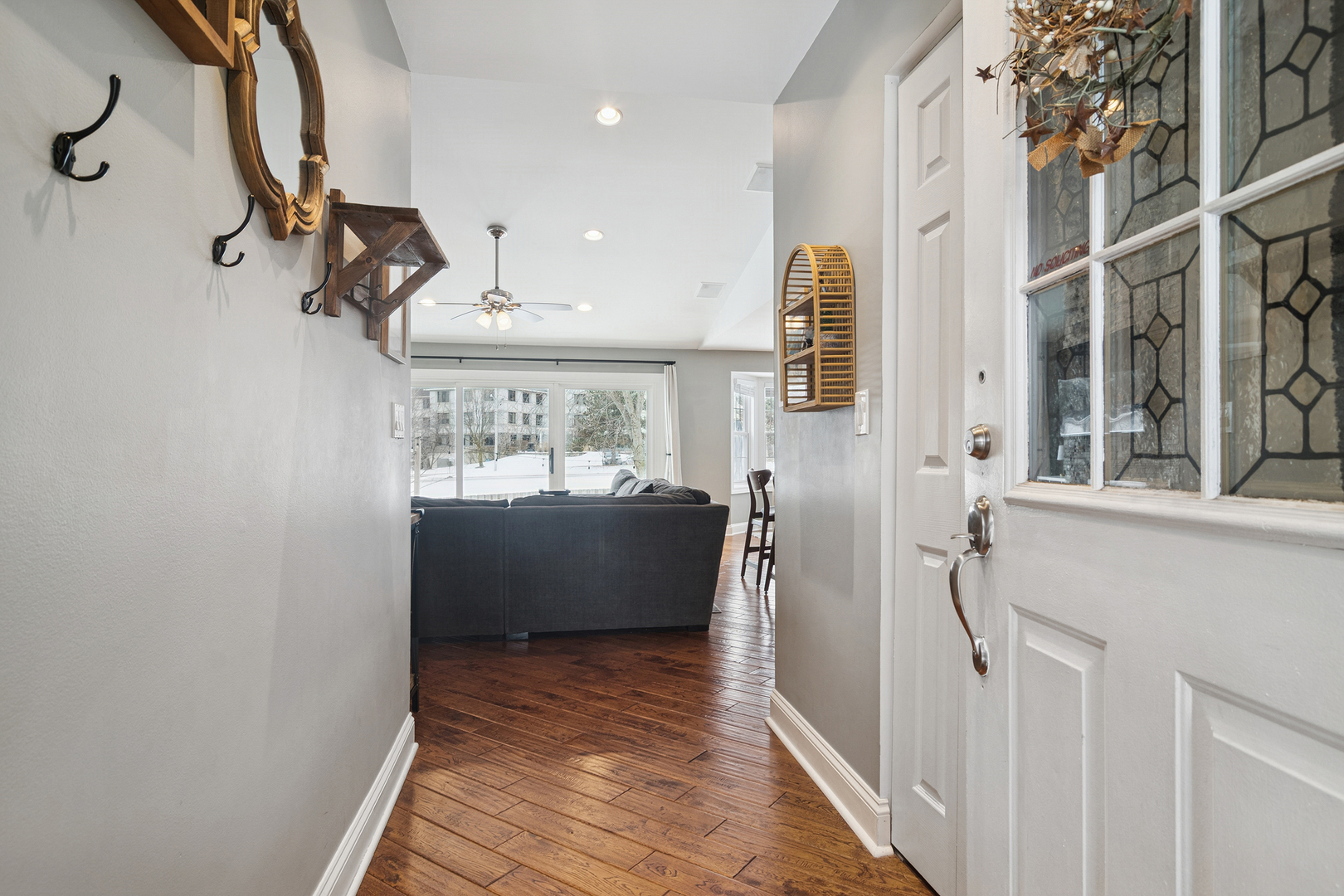 469 Pheasant Ridge Road Lake Zurich, IL 60047 - Photo 2 of 20 a view of a walk in closet