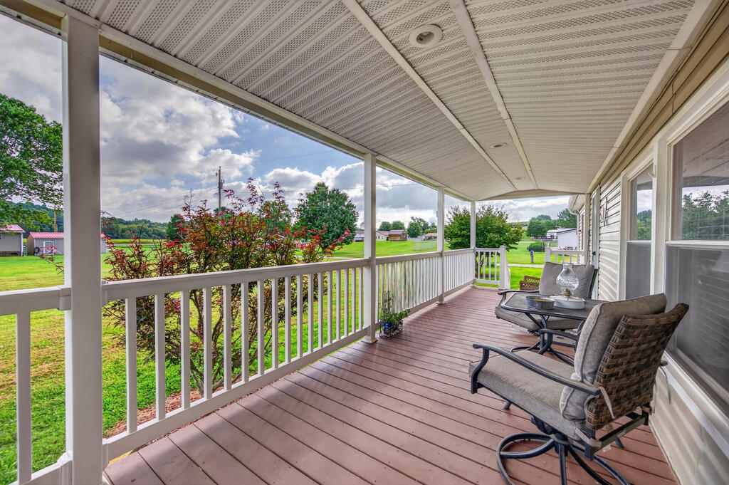 3687 Ivanhoe Road Ivanhoe, VA 24350 - Photo 11 of 81 Gallery Image 11