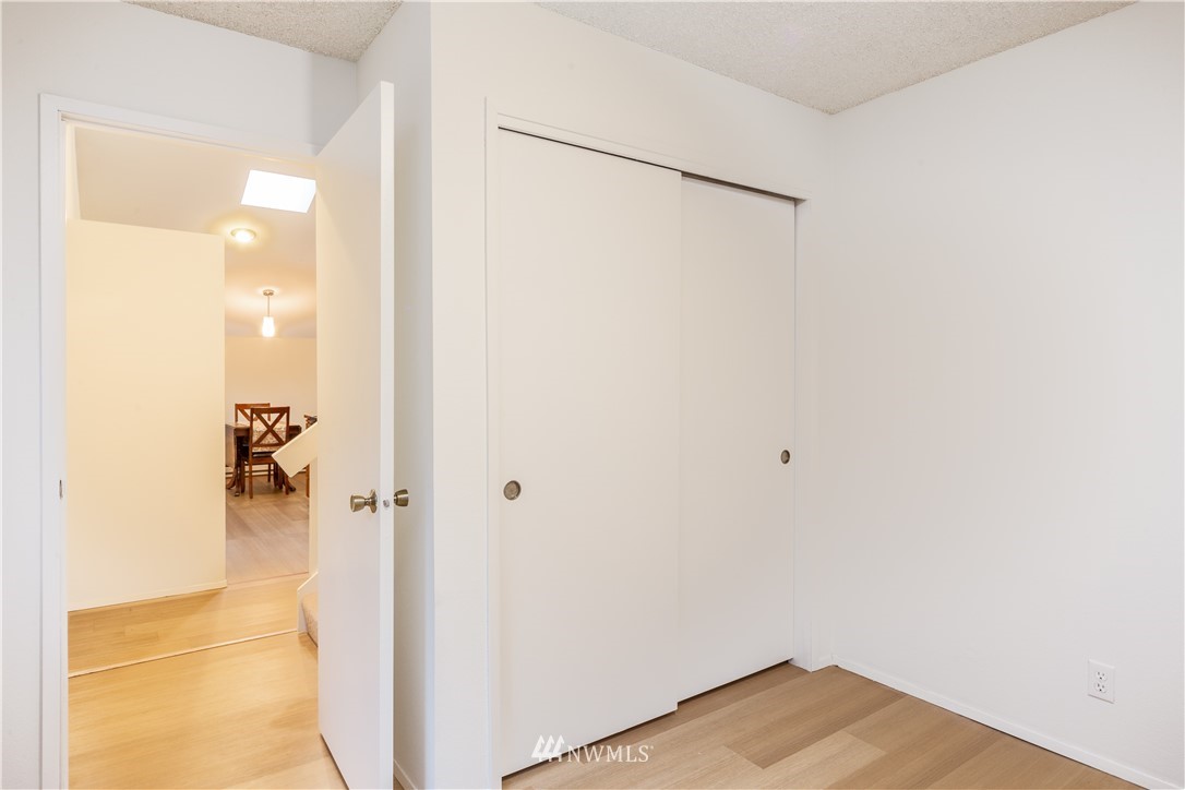16680 Seminole Road Northeast Poulsbo, WA 98370 - Photo 13 of 30 Gallery Image 13