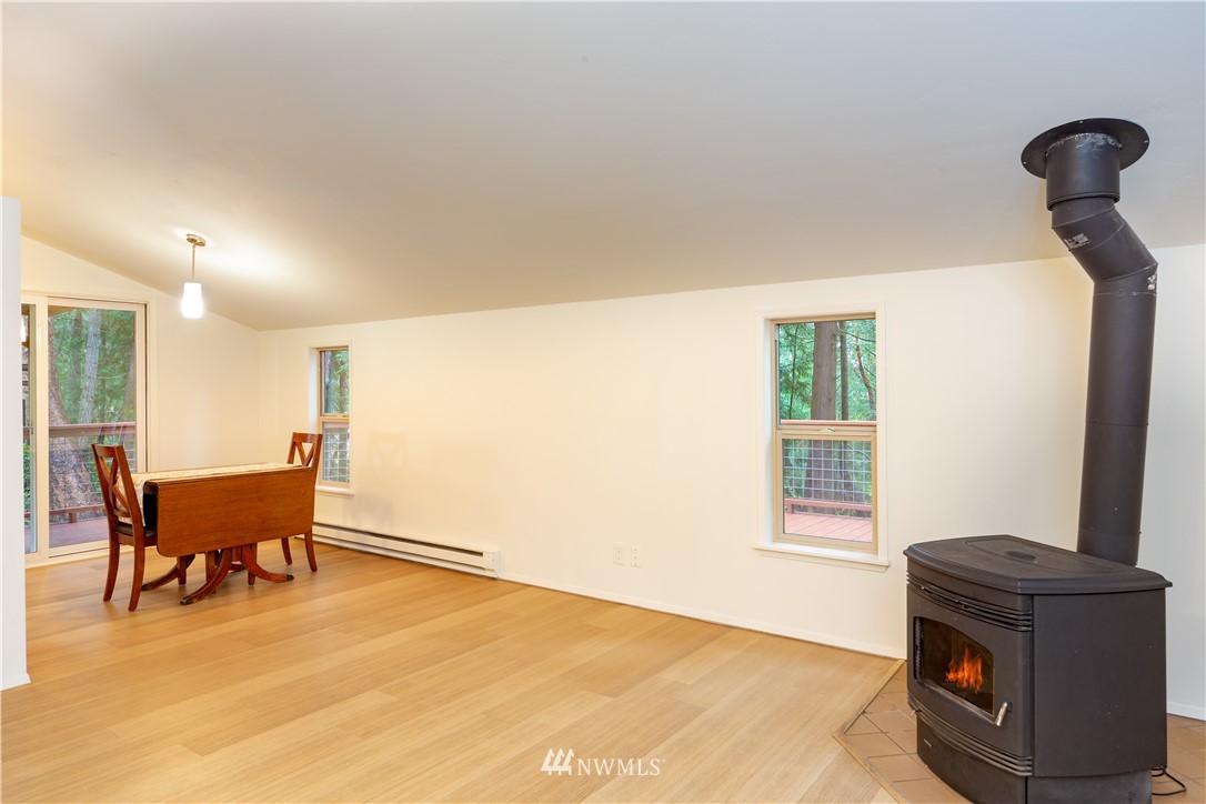 16680 Seminole Road Northeast Poulsbo, WA 98370 - Photo 7 of 30 Gallery Image 7