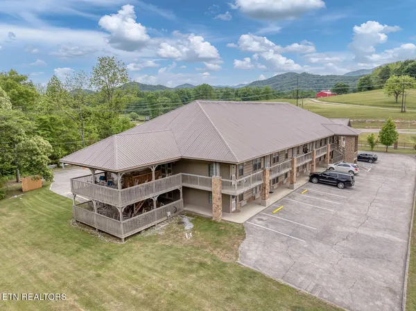 $259,900 | 7239 East Lamar Alexander Parkway, Unit 140, Townsend, TN 37882