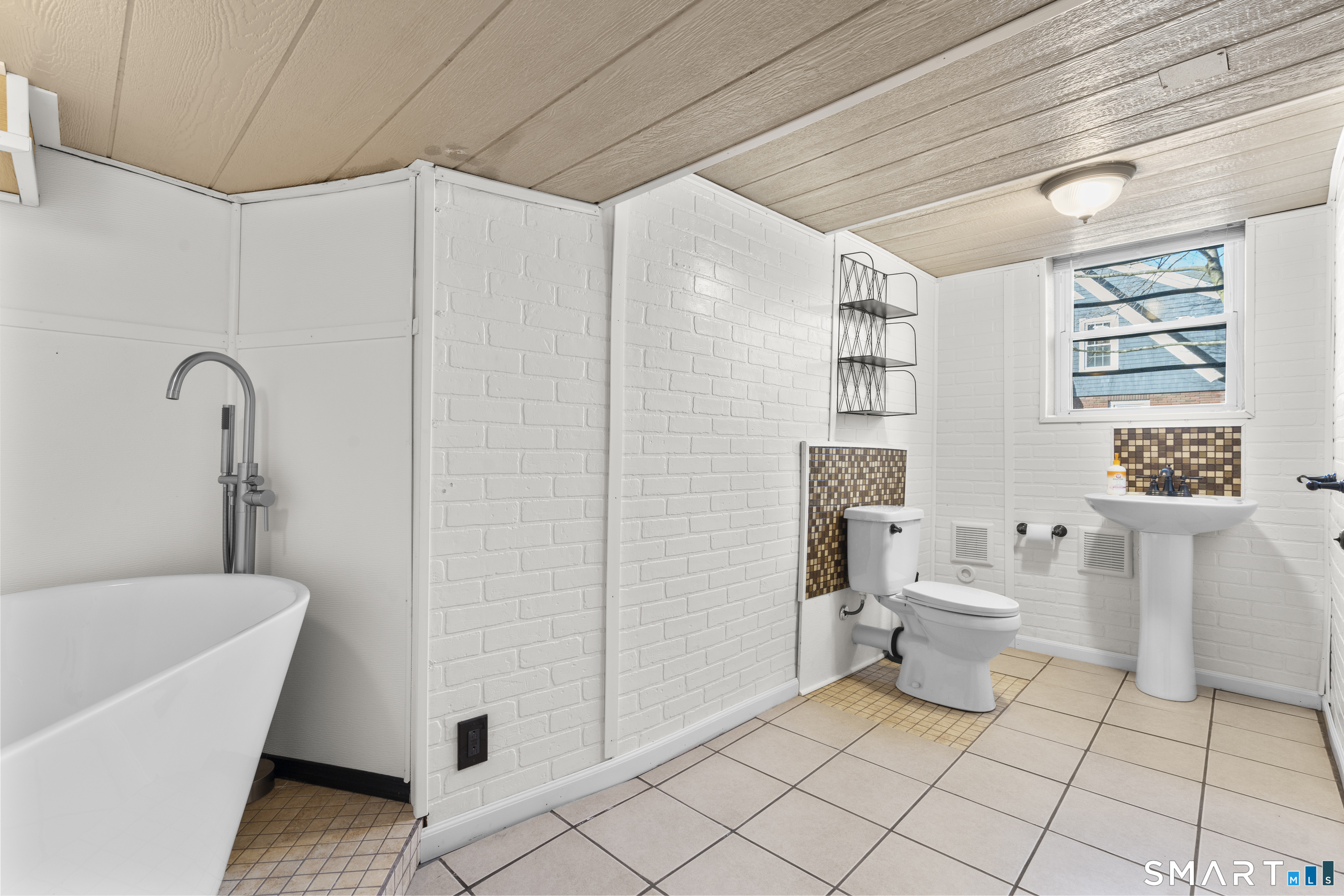 101 Wilcox Avenue Meriden, CT 06451 - Photo 41 of 43