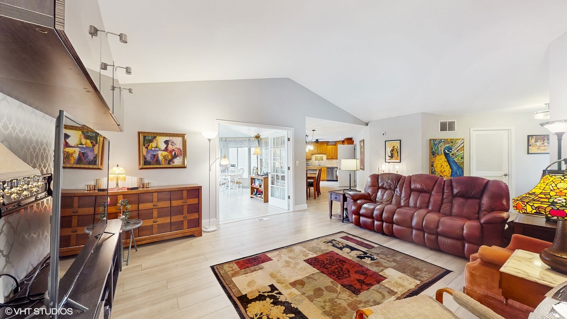 21202 Silktree Circle Plainfield, IL 60544 - Photo 3 of 25 a living room with furniture and wooden floor