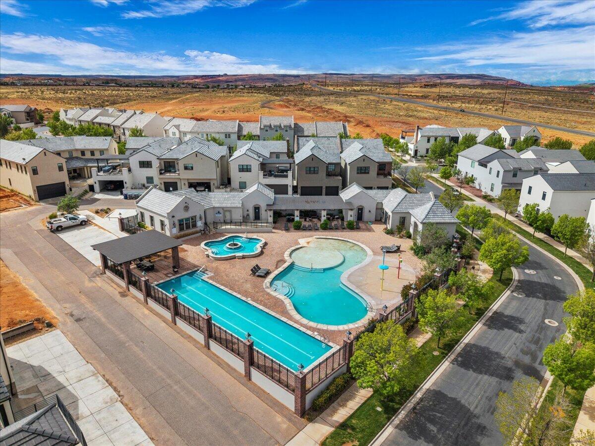 4351 Canterbury Road, Unit E2 Hurricane, UT 84737 - Photo 12 of 13 Pool 3