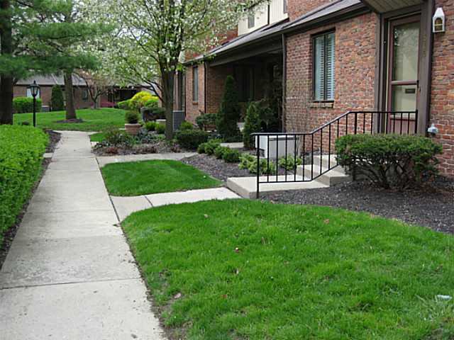 1860 Fishinger Road Upper Arlington, OH 43221 - Photo 6 of 18