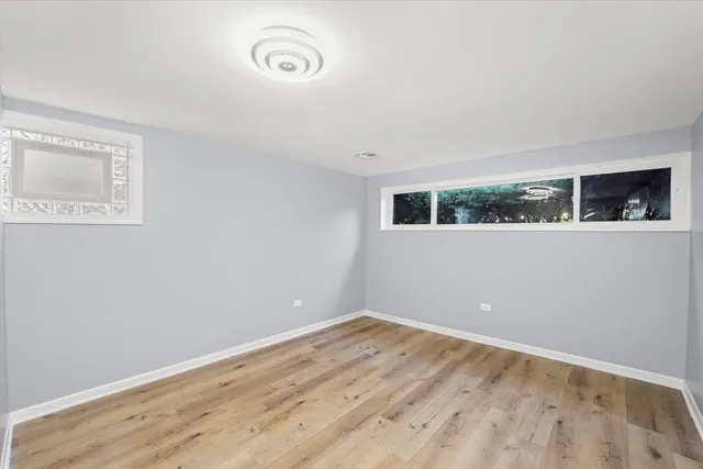 $2,300 | 3353 North Ozanam Avenue, Unit G, Chicago, IL 60634