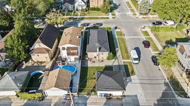 $2,300 | 3353 North Ozanam Avenue, Unit G, Chicago, IL 60634