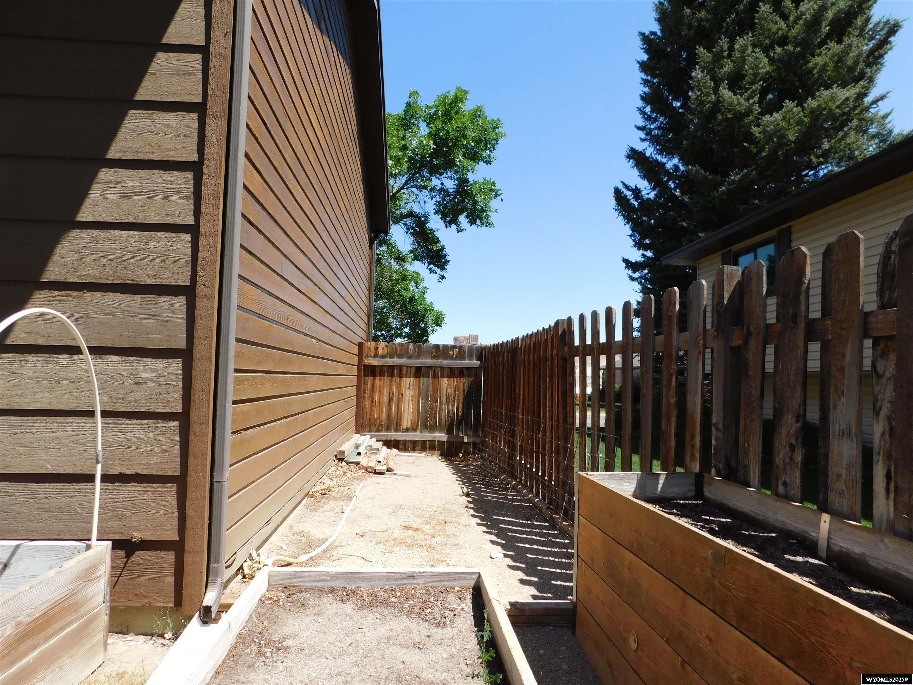 820 Stephens Street Green River, WY 82935 - Photo 42 of 50