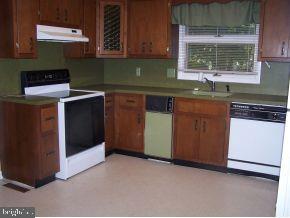 32 Pikes Peak Road Tuckerton, NJ 08087 - Photo 10 of 11 Gallery Image 10