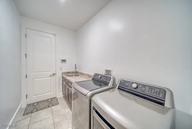 a living room filled with furniture