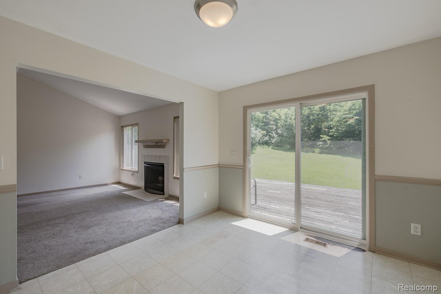 312 Reid Road Highland, MI 48357 - Photo 14 of 47 312 Reid Rd-16.jpg