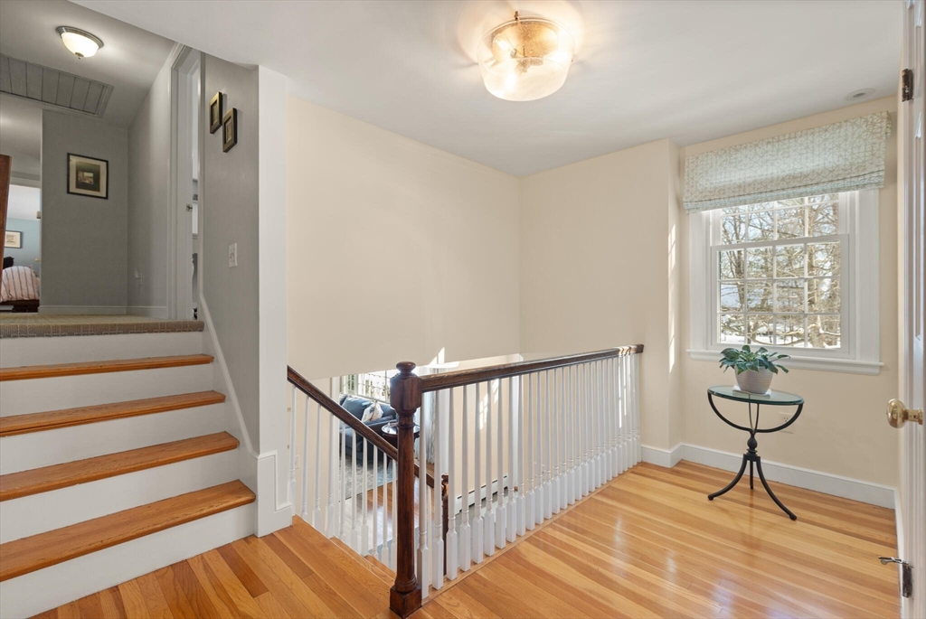 32 Highland Circle Wayland, MA 01778 - Photo 16 of 34