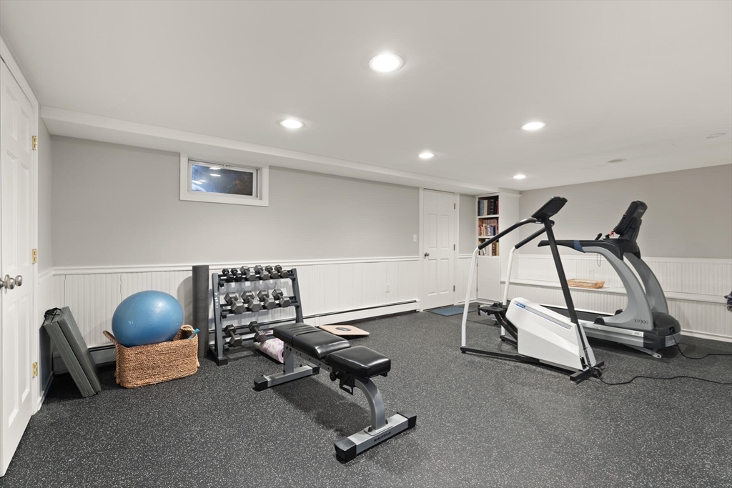 32 Highland Circle Wayland, MA 01778 - Photo 28 of 34