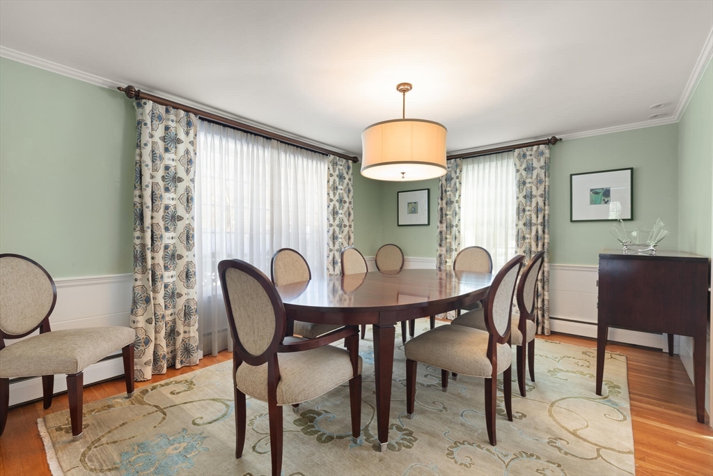 32 Highland Circle Wayland, MA 01778 - Photo 10 of 34