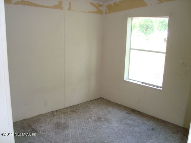 2561 Larsen Road Jacksonville, FL 32207 - Photo 8 of 12 Bedroom