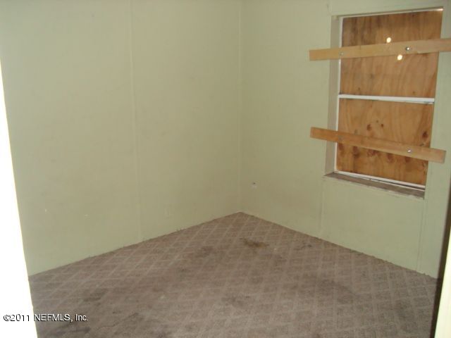 2561 Larsen Road Jacksonville, FL 32207 - Photo 9 of 12 Bedroom