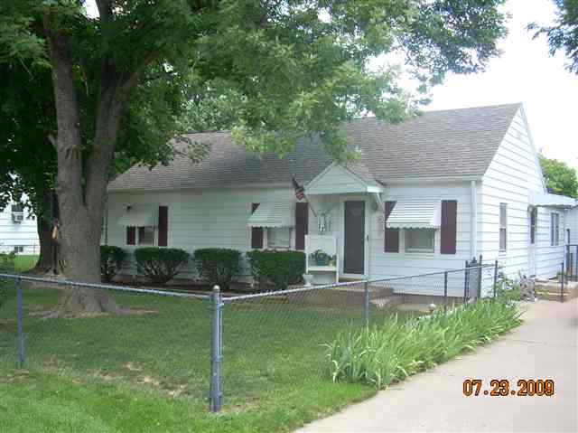 210 Esser Street Washington, IL 61571 - Photo 1 of 15 Gallery Image 1