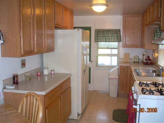210 Esser Street Washington, IL 61571 - Photo 7 of 15 Gallery Image 7