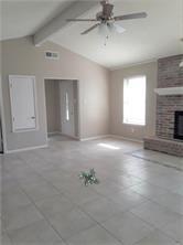4507 Menzer Road Fort Worth, TX 76103 - Photo 4 of 6