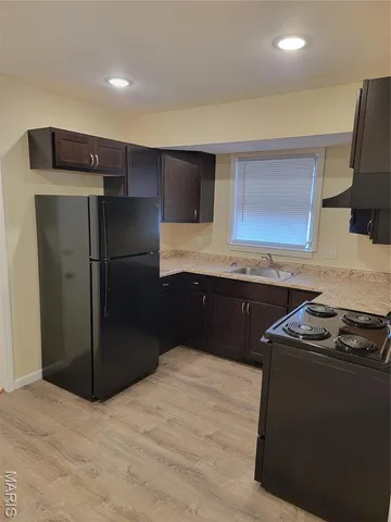 $1,600 | 5141 Wallingford Drive, Ferguson, MO 63121