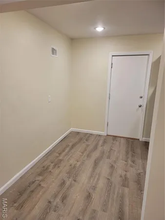 $1,400 | 5141 Wallingford Drive, Ferguson, MO 63121