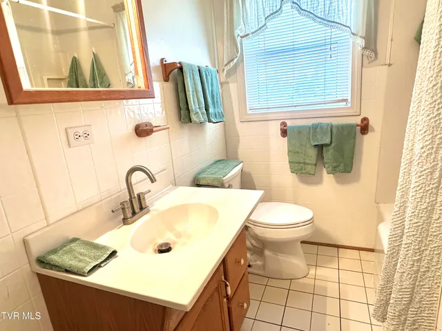 $238,000 | 35 Hermitage Street, Greeneville, TN 37745