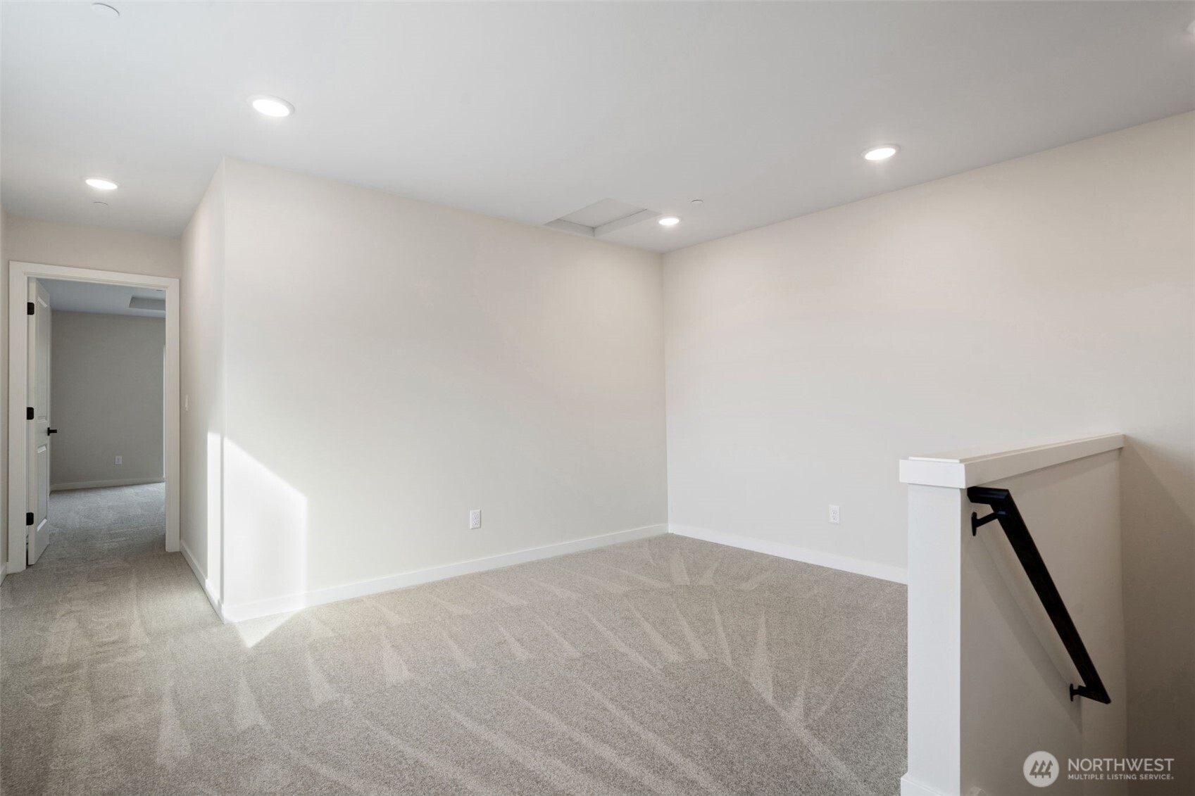 669 West Hendrickson Road, Unit 4 Sequim, WA 98382 - Photo 12 of 23