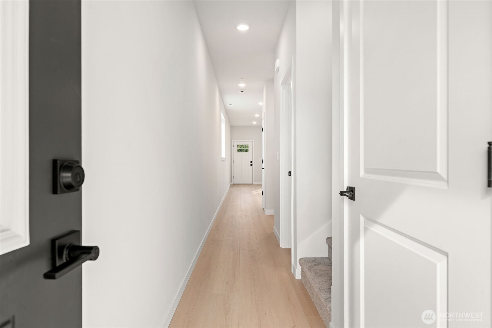 669 West Hendrickson Road, Unit 4 Sequim, WA 98382 - Photo 4 of 23