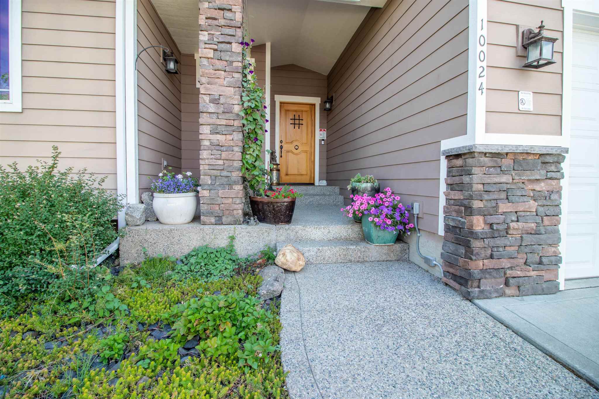 10024 North Cochran Road Spokane, WA 99208 - Photo 3 of 32 Gallery Image 3