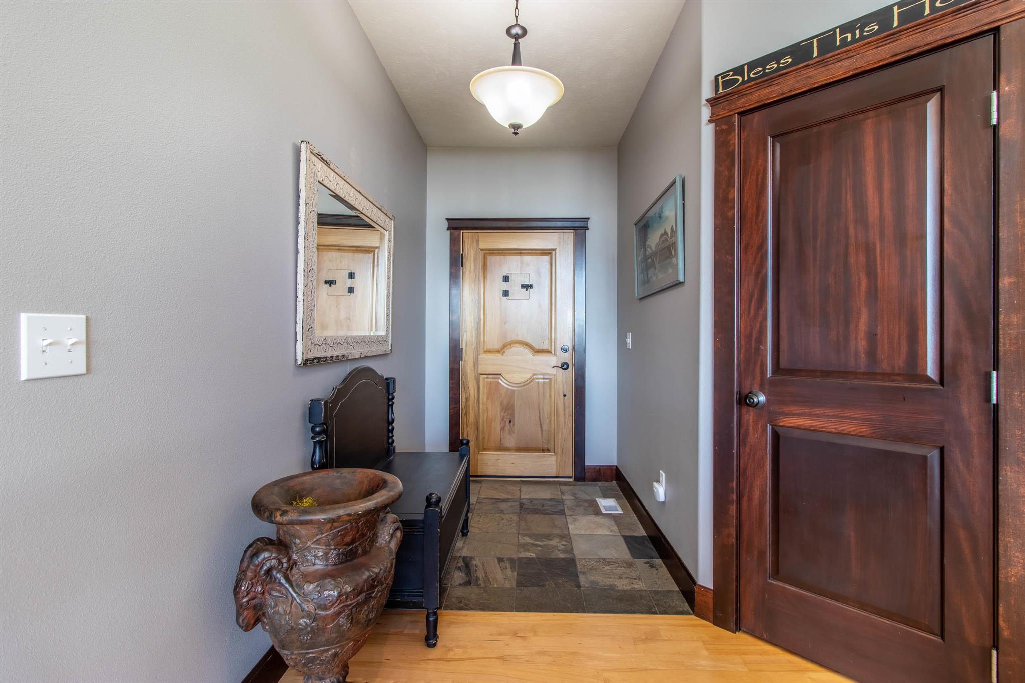 10024 North Cochran Road Spokane, WA 99208 - Photo 10 of 32 Gallery Image 10