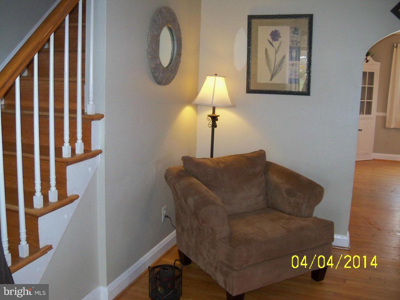 1664 Aberdeen Road Baltimore, MD 21286 - Photo 5 of 30 Living Room