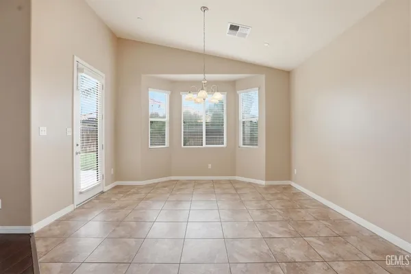 $585,000 | Undisclosed Address, Bakersfield, CA 93314