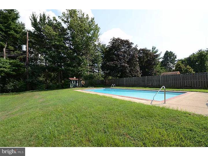 1207 Sandringham Road Bala Cynwyd, PA 19004 - Photo 23 of 25