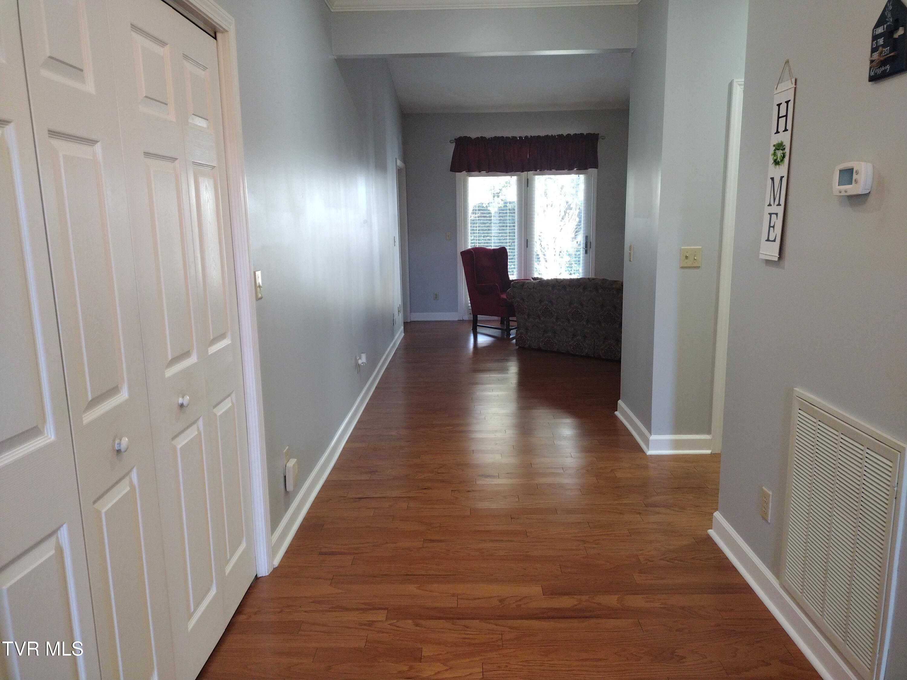 254 Regency Park, Unit 254 Greeneville, TN 37745 - Photo 2 of 36 Entrance into the home
