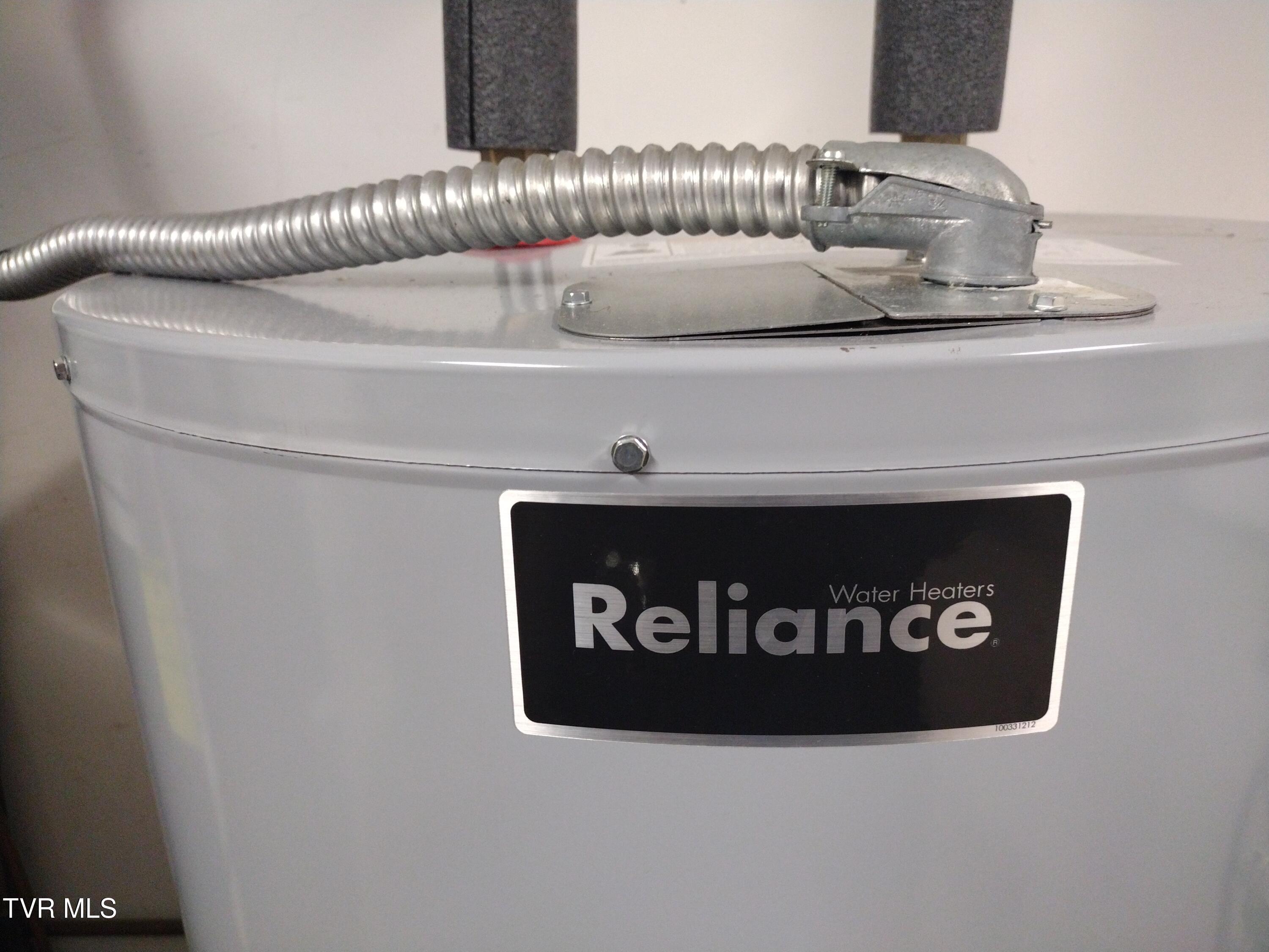 254 Regency Park, Unit 254 Greeneville, TN 37745 - Photo 32 of 36 Water heater
