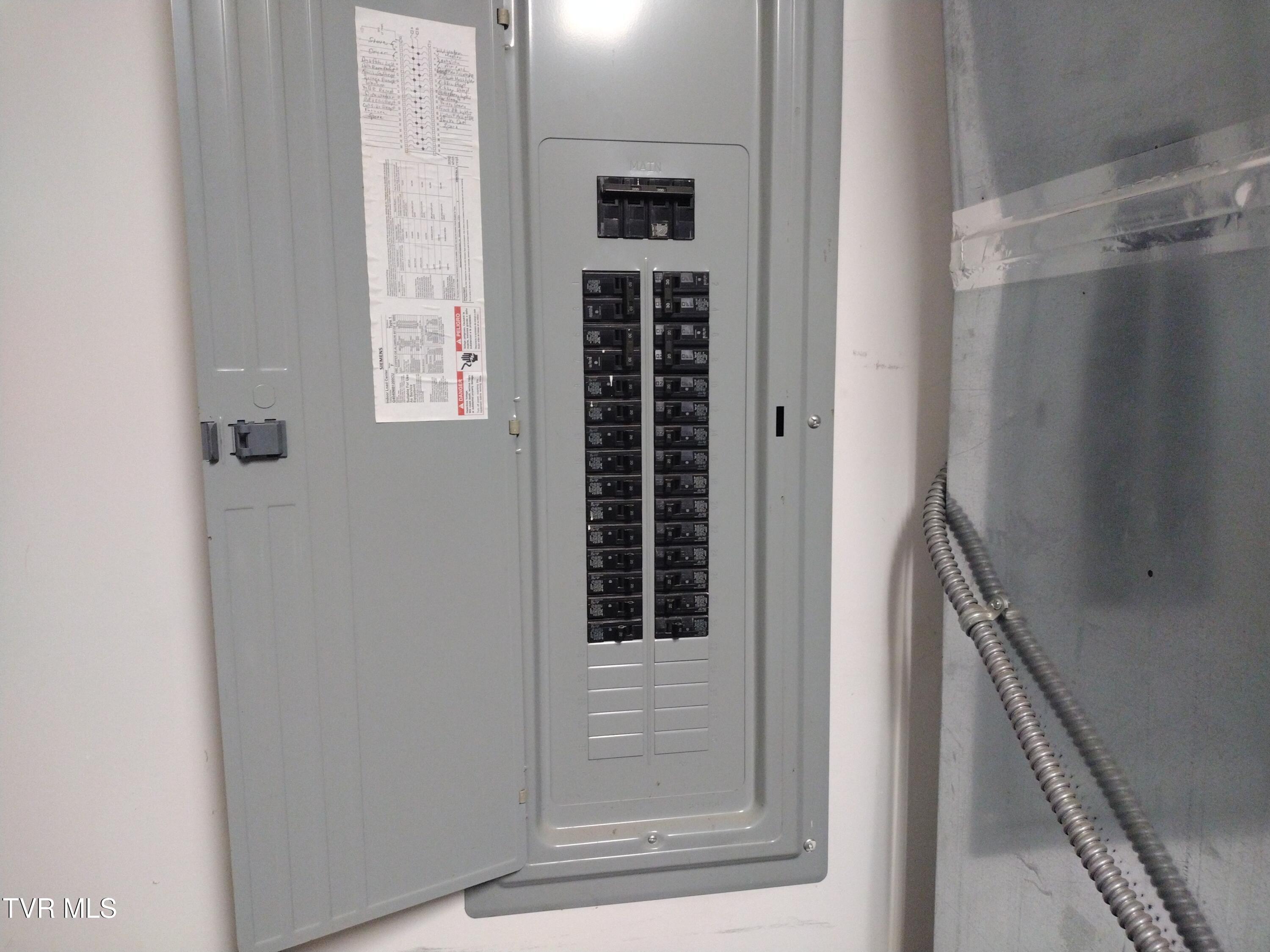 254 Regency Park, Unit 254 Greeneville, TN 37745 - Photo 34 of 36 Service panel