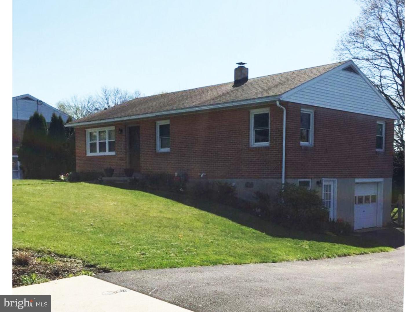 1158 Whitner Road Reading, PA 19605 - Photo 3 of 25 Gallery Image 3