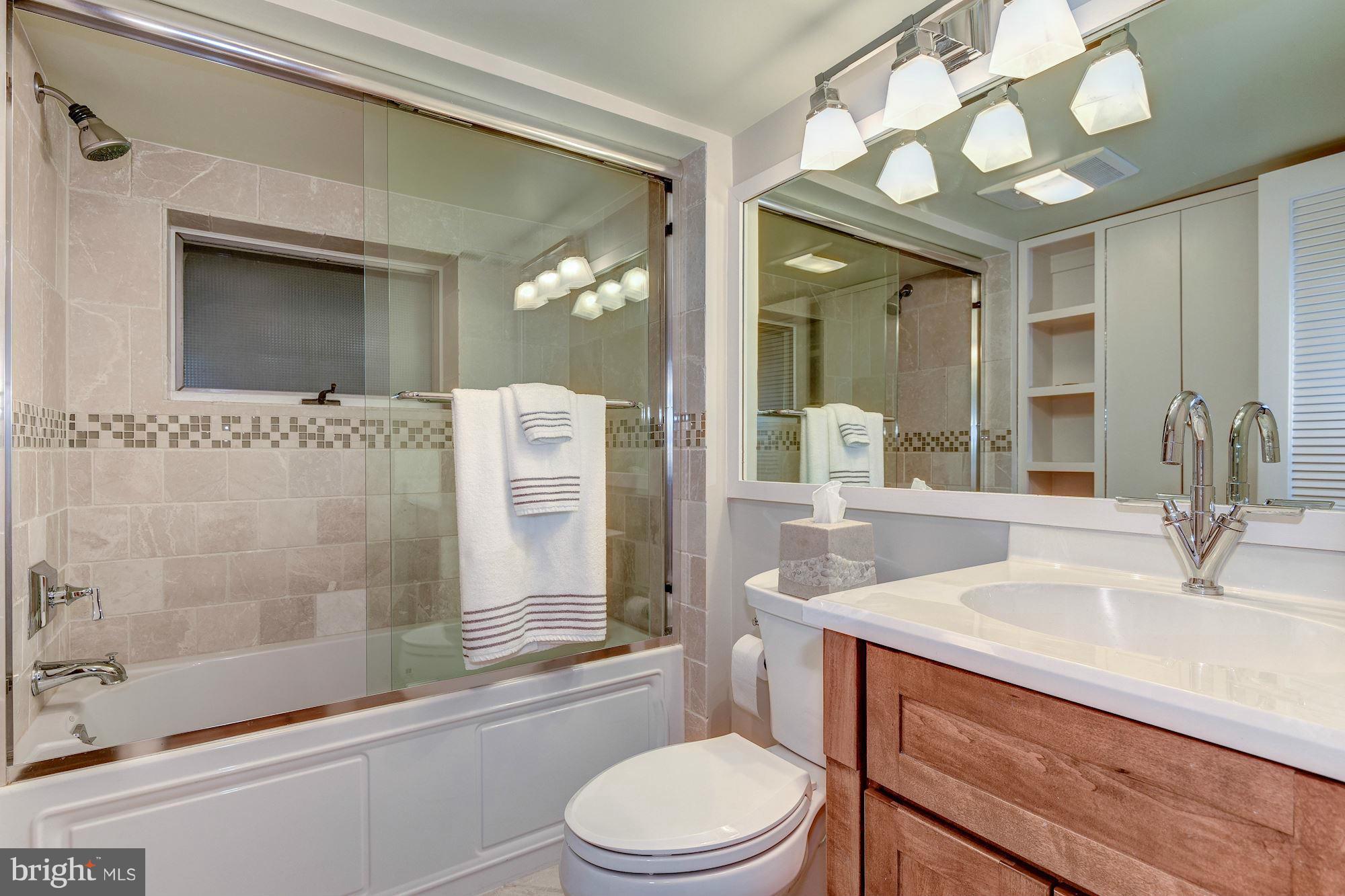 4534 Reno Road Northwest Washington, DC 20008 - Photo 20 of 25 Lower Level Bath