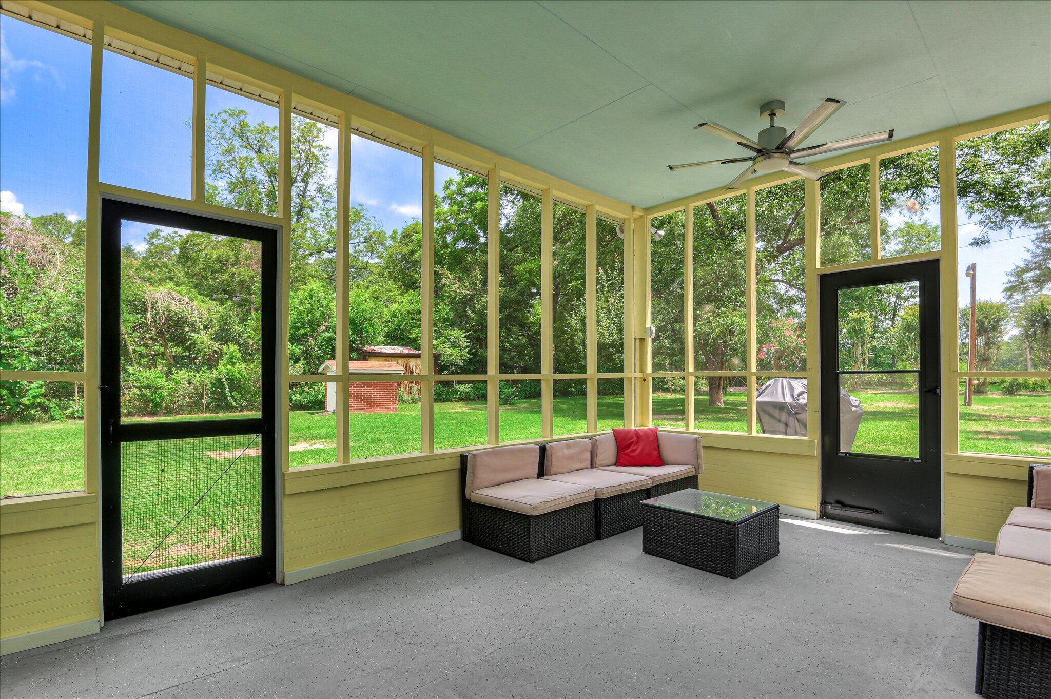 322 Old Airport Road Aiken, SC 29801 - Photo 4 of 47