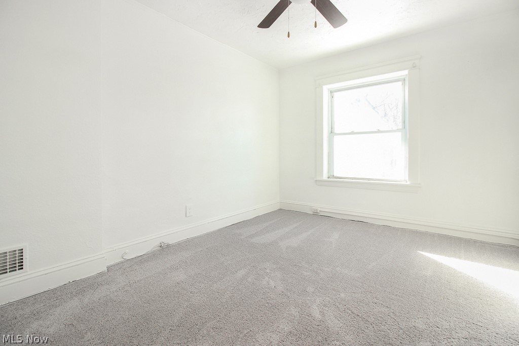 1677 Carlyon Road Cleveland, OH 44112 - Photo 15 of 35