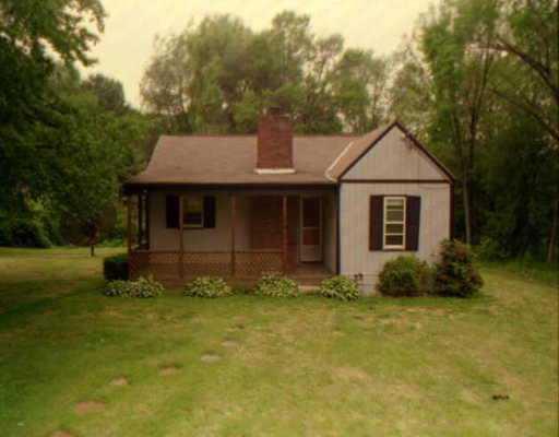 141 Elmbrook Road Beaver Falls, PA 15010 - Photo 1 of 1 Gallery Image 1