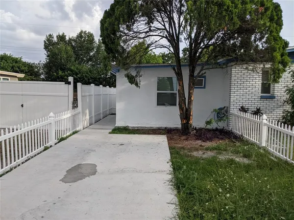 $1,259 | 4538 West Minnehaha Street, Unit B, Tampa, FL 33614