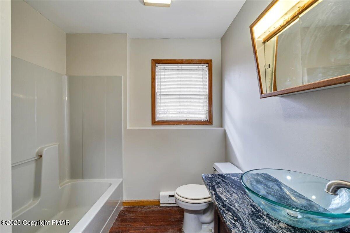 749 Dotters Corner Road Kunkletown, PA 18058 - Photo 28 of 56 Full Bathroom