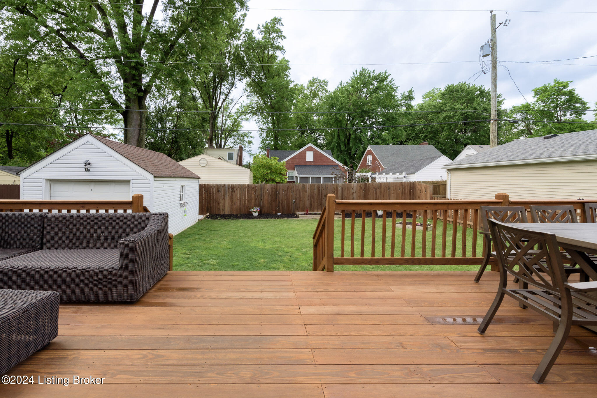 4027 Alton Road Louisville, KY 40207 - Photo 20 of 26 22