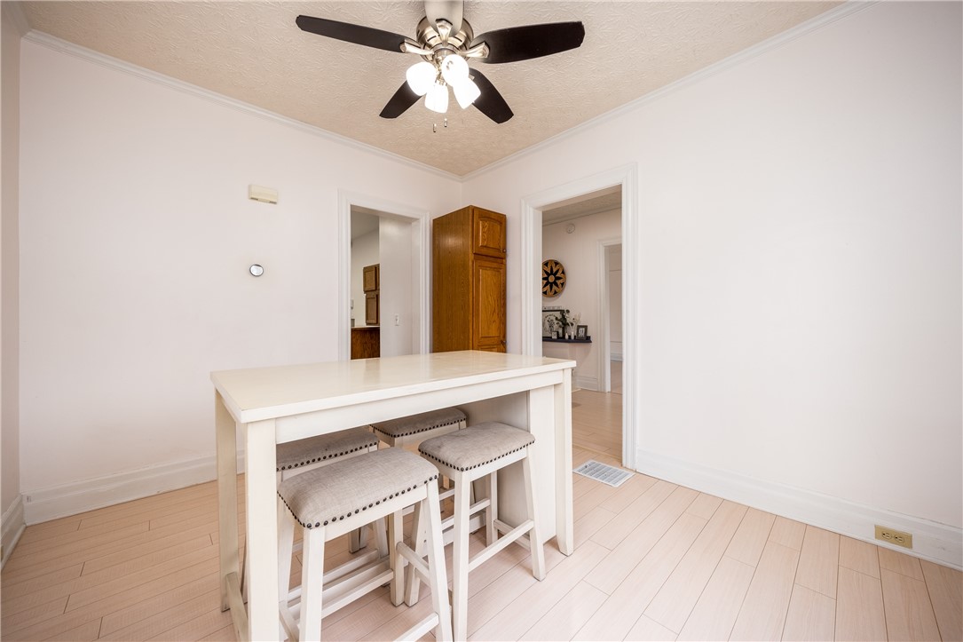 231 Brooks Avenue Rochester, NY 14619 - Photo 15 of 44 DINING ROOM
