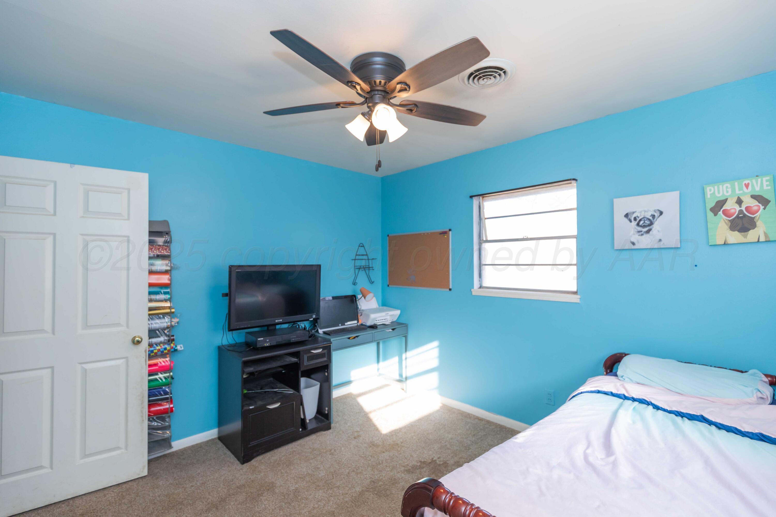 6004 Jameson Road Amarillo, TX 79106 - Photo 22 of 28 BEDROOM 2 VIEW 2
