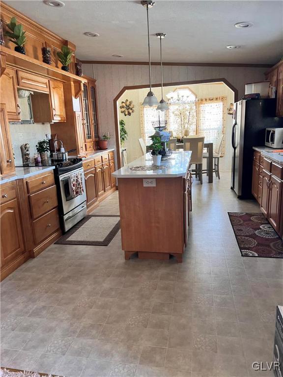 4205 Leopard Circle Orefield, PA 18069 - Photo 5 of 20 a kitchen with stainless steel appliances granite countertop a stove a sink and a refrigerator