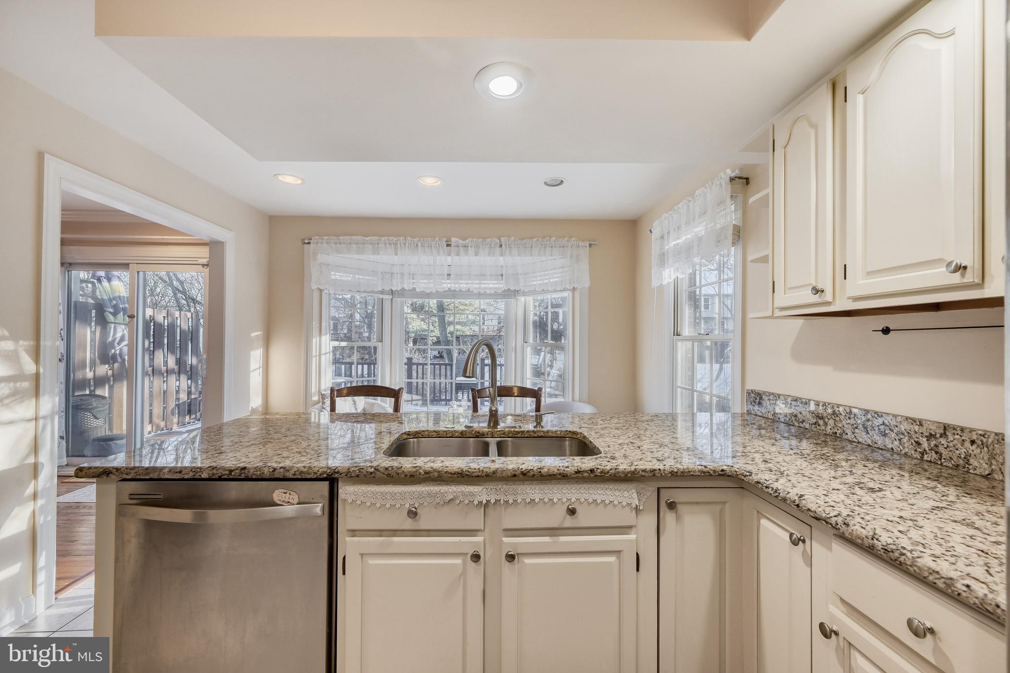 11951 Mays Chapel Road Lutherville-Timonium, MD 21093 - Photo 12 of 31 Kitchen